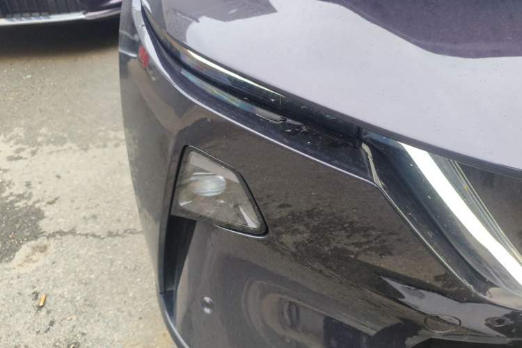 Used Mazda EZ-60 2025 Model Range-Extended 200 Max Right Front Headlight