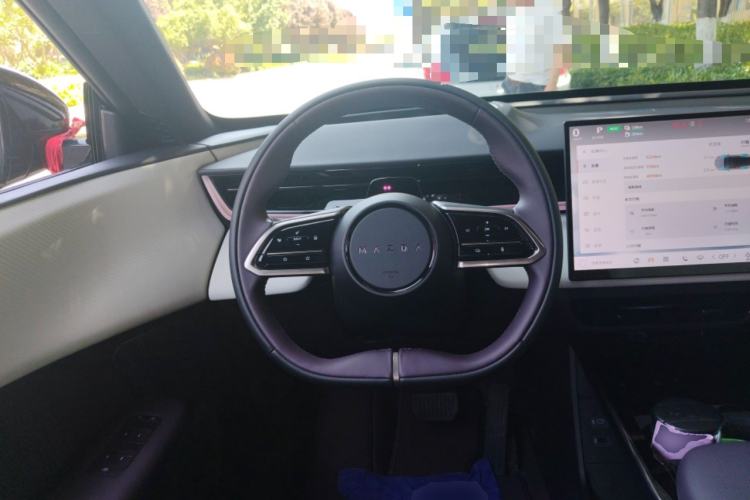 Used Mazda EZ-60 2025 Model Range-Extended 200 Max Steering Wheel