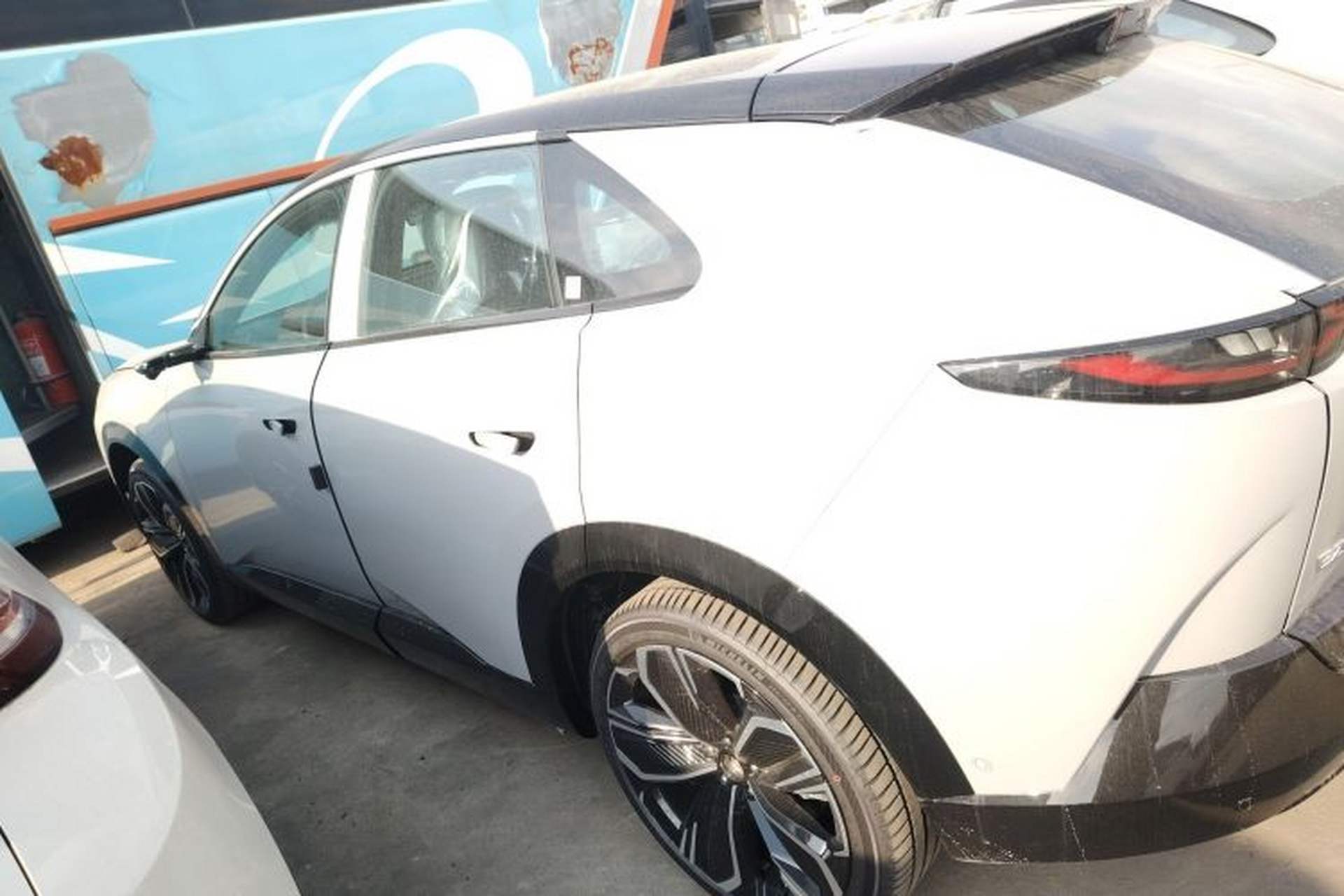 Used Mazda EZ-60 2025 Model Pure Electric 600 Pro Exterior 3