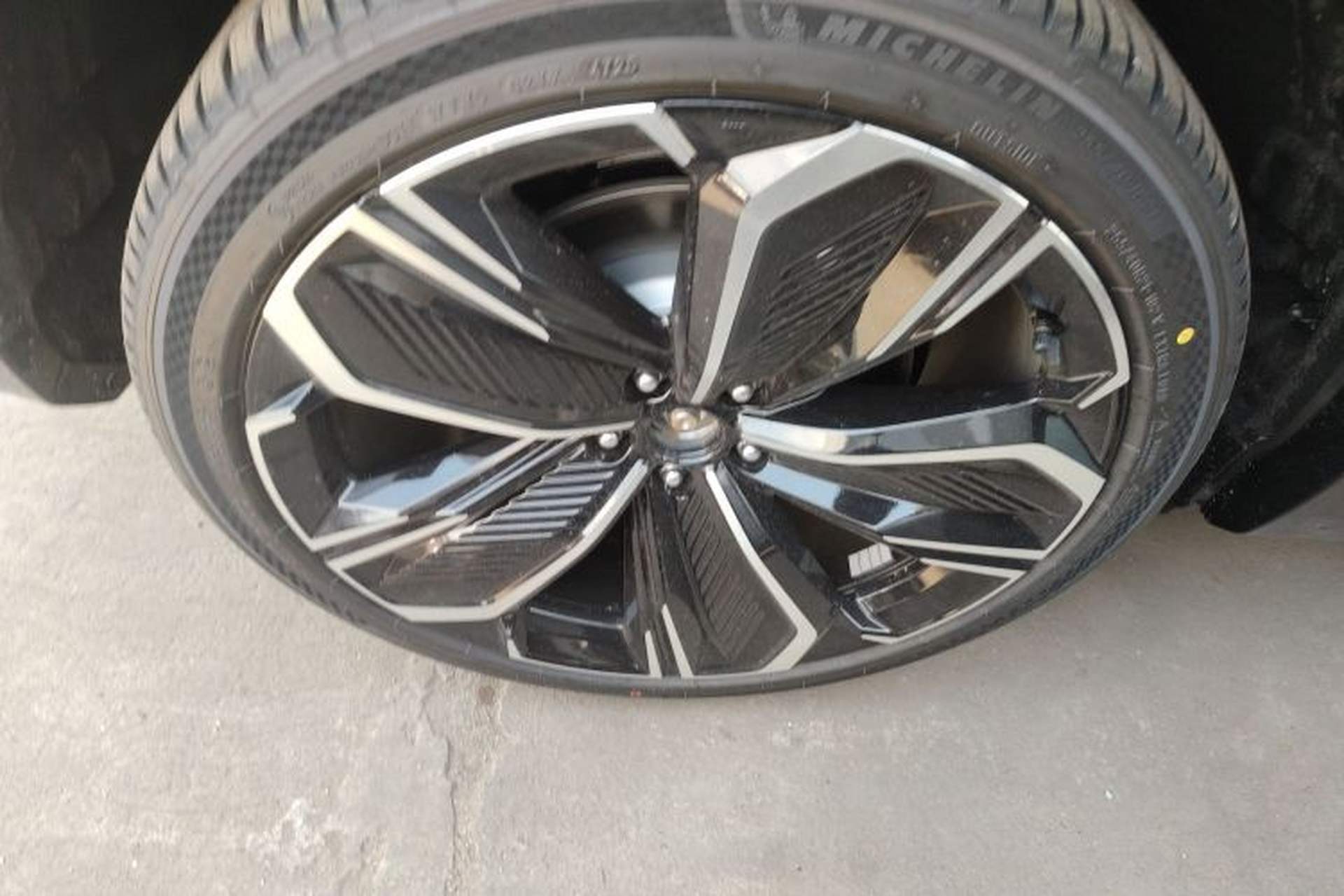 Used Mazda EZ-60 2025 Model Pure Electric 600 Pro Exterior 8