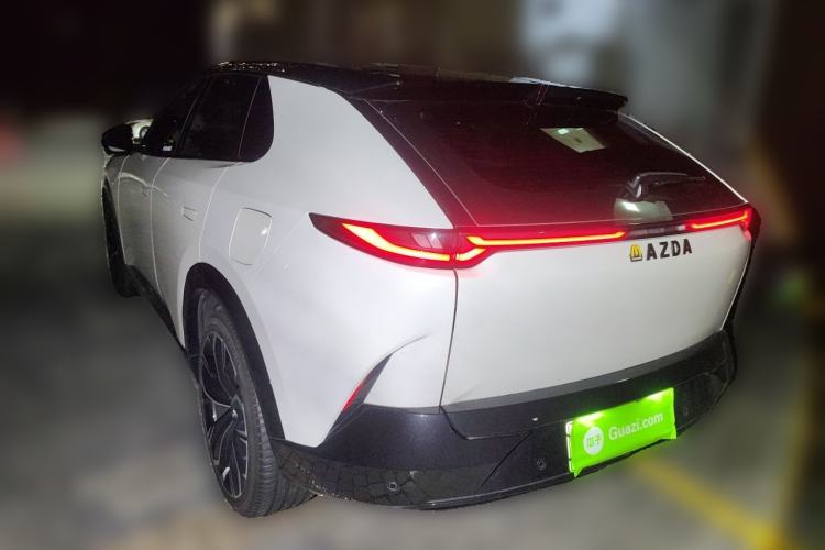 Used Mazda EZ-60 2025 Model Range-Extended 200 Max Exterior 3