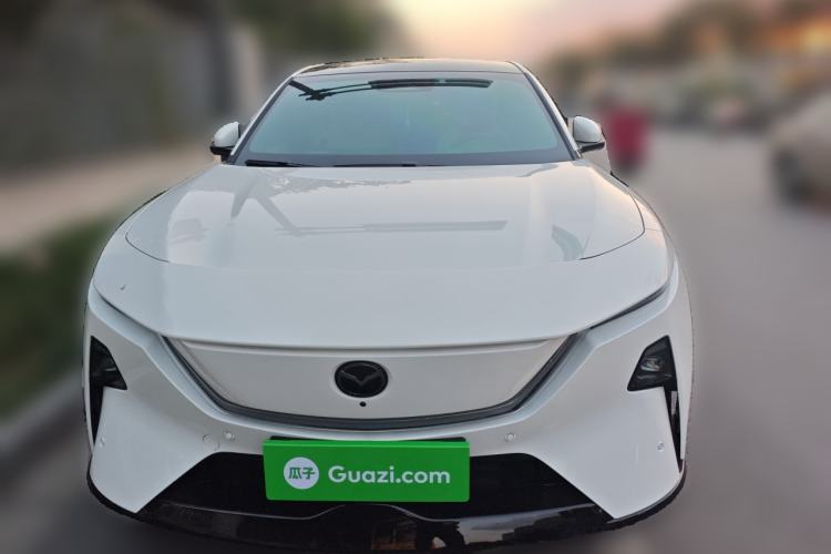 Used Mazda EZ-60 2025 Model Range-Extended 200 Max Front