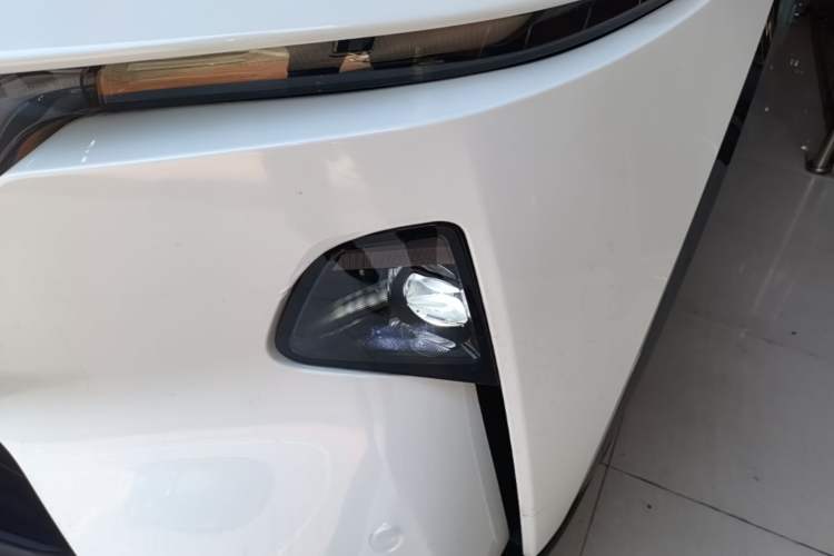 Used Mazda EZ-60 2025 Model Range-Extended 200 Air+ Left Front Headlight