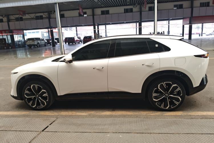 Used Mazda EZ-60 2025 Model Range-Extended 200 Max Left Side