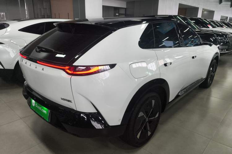 Used Mazda EZ-60 2025 Model Range-Extended 200 Max Rear Right 45 Deg