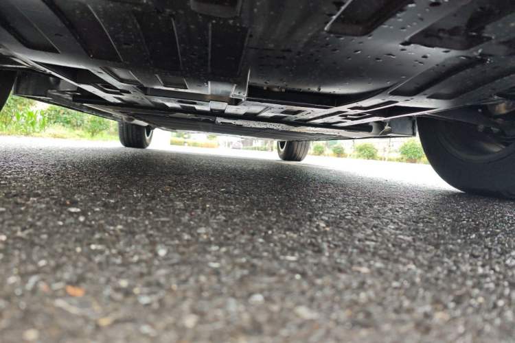 Used Mazda EZ-60 2026 Model Range: Extended-Range 200 Pro Chassis Front