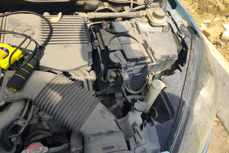 Used Mazda 2 2007 1.3L Automatic Standard Edition Engine Bay Left