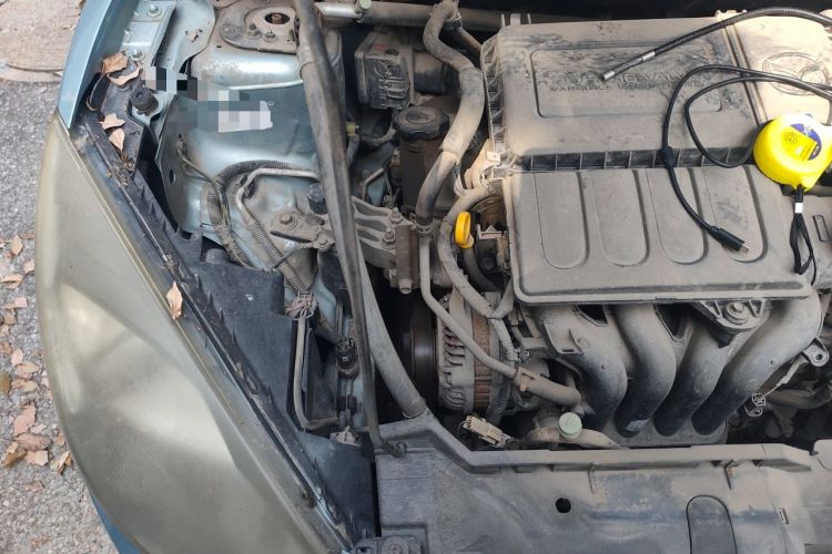 Used Mazda 2 2007 1.3L Automatic Standard Edition Engine Bay Right