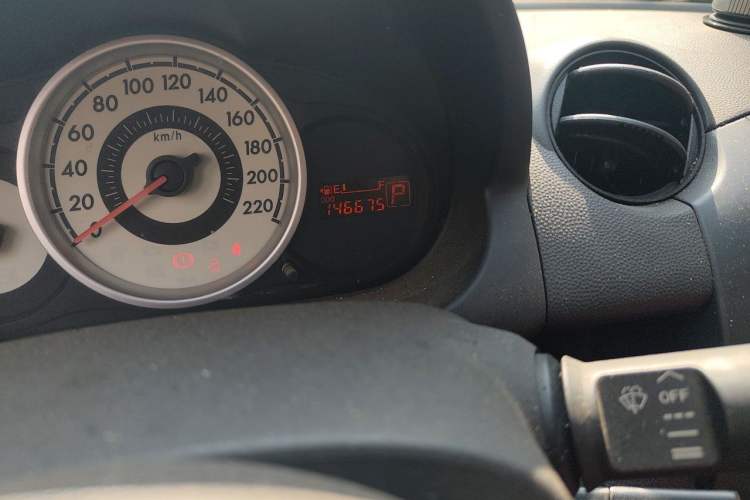 Used Mazda 2 2007 1.3L Automatic Standard Edition Odometer Close Up