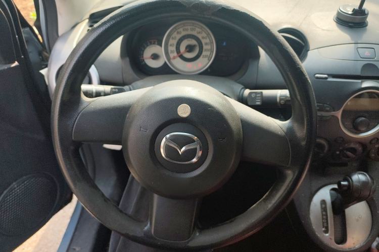 Used Mazda 2 2007 1.3L Automatic Standard Edition Steering Wheel