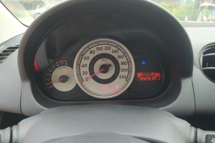 Used Mazda 2 2007 1.3L Automatic Standard Edition Instrument Cluster