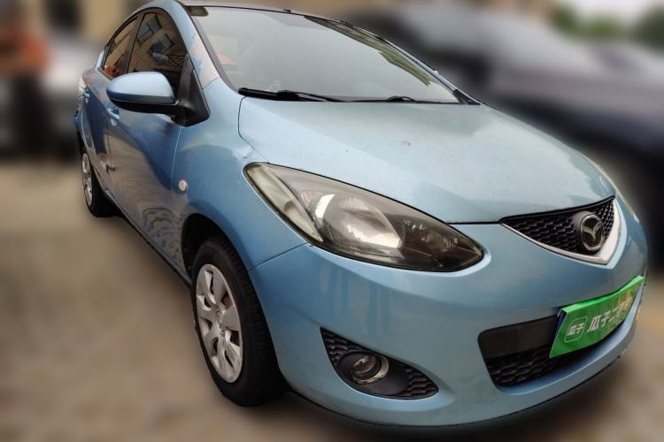 Used Mazda 2 2008 1.3L Automatic Standard Edition Front Right 45 Deg