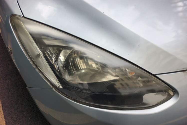 Used Mazda 2 2008 1.3L Manual Standard Edition Right Front Headlight