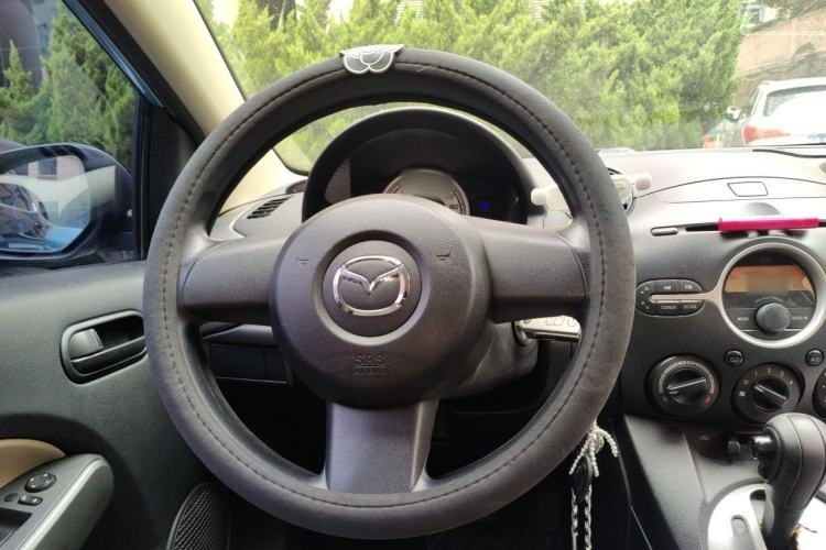 Used Mazda 2 2008 1.3L Automatic Standard Edition Steering Wheel