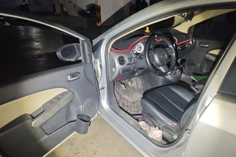 Used Mazda 2 2008 1.5L Manual Fashion Edition Driver Seat