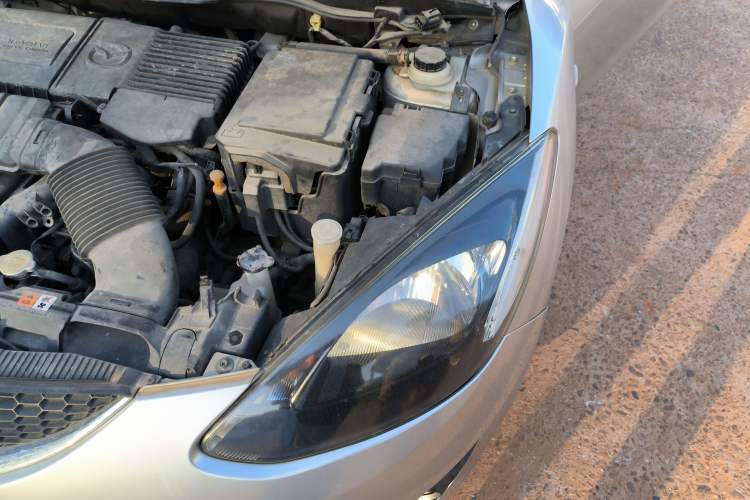 Used Mazda 2 2008 1.5L Automatic Fashion Edition Engine Bay Left