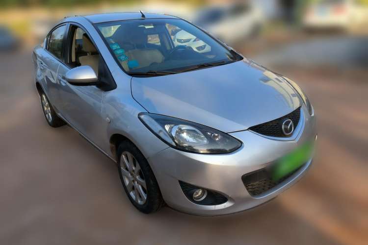 Used Mazda 2 2008 1.5L Automatic Fashion Edition Front Right 45 Deg
