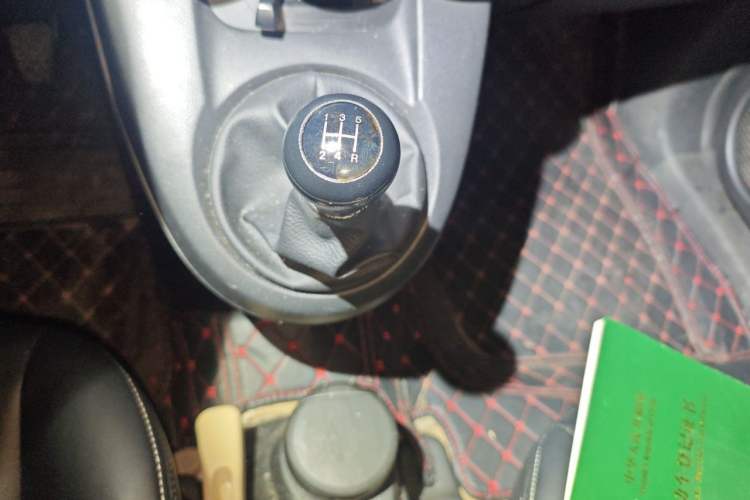 Used Mazda 2 2008 1.5L Manual Fashion Edition Gear Lever