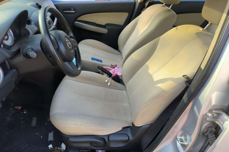 Used Mazda 2 2008 1.5L Automatic Fashion Edition Left Front Seat