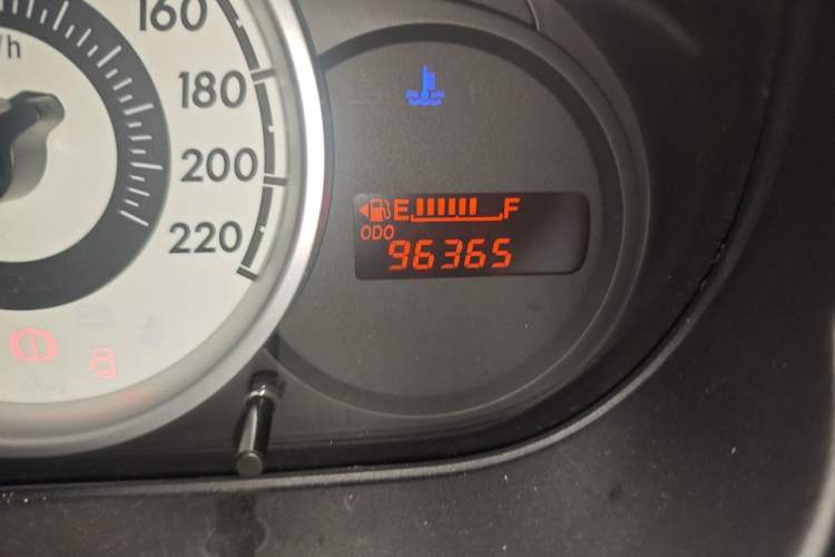 Used Mazda 2 2008 1.5L Manual Fashion Edition Odometer Close Up