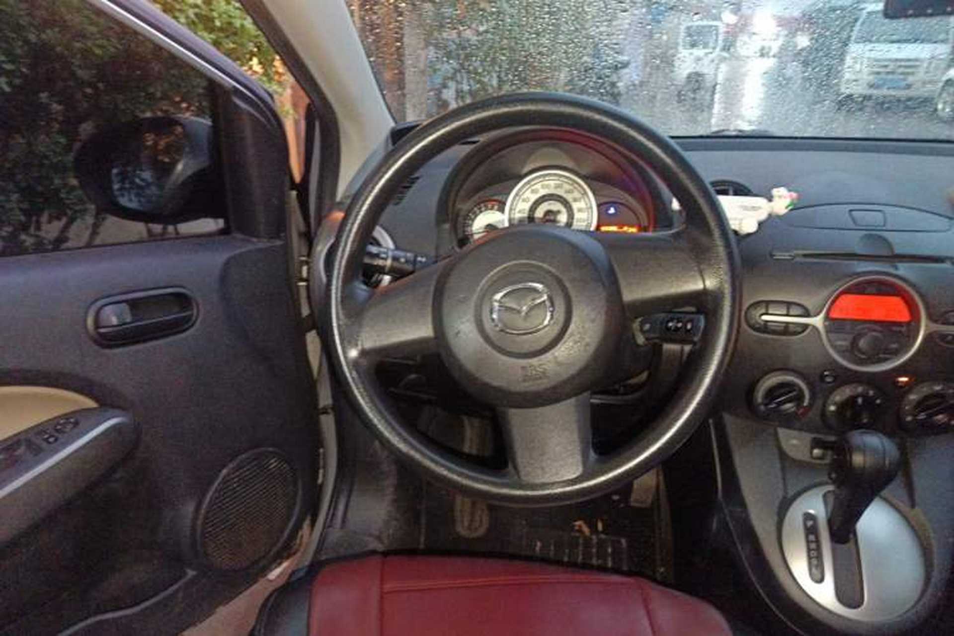 Used Mazda 2 2008 1.3L Automatic Standard Edition Steering Wheel