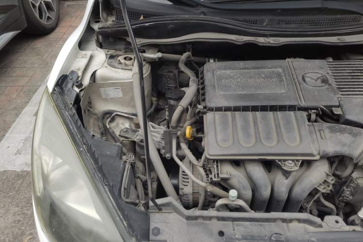 Used Mazda 2 2008 1.5L Automatic Luxury Version Engine Bay Right