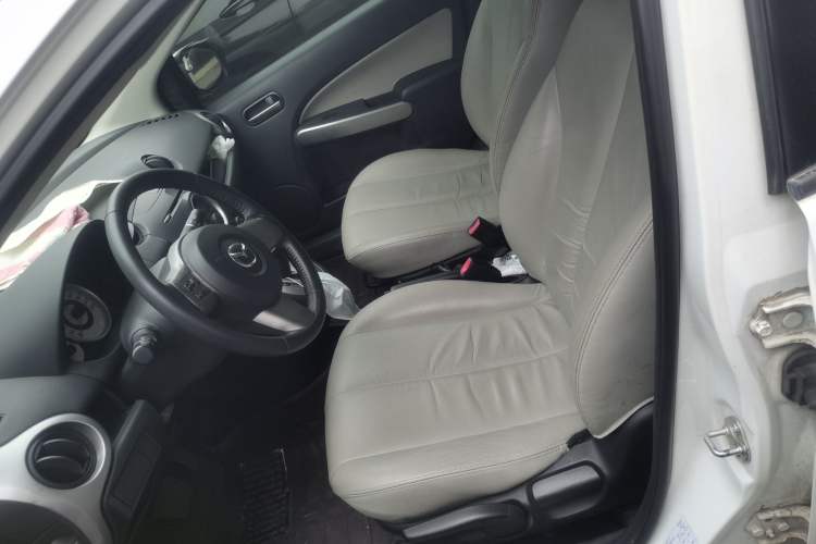 Used Mazda 2 2008 1.5L Automatic Luxury Version Left Front Seat