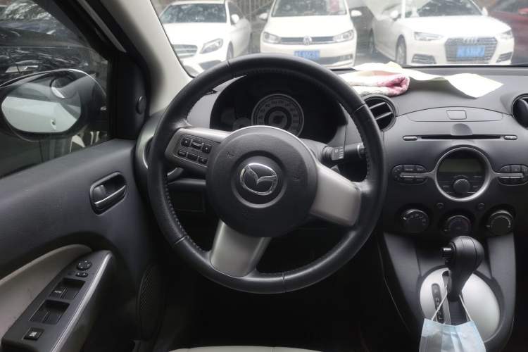 Used Mazda 2 2008 1.5L Automatic Luxury Version Steering Wheel