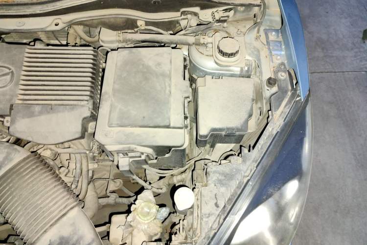 Used Mazda 2 2009 1.5L Manual Value Edition Engine Bay Left
