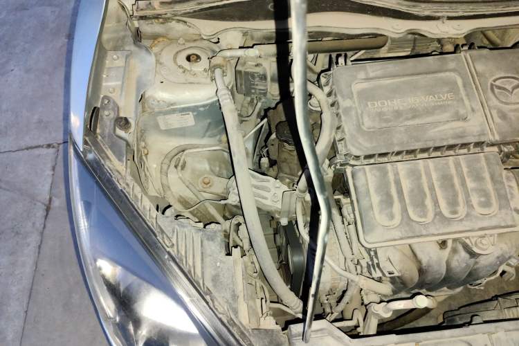 Used Mazda 2 2009 1.5L Manual Value Edition Engine Bay Right