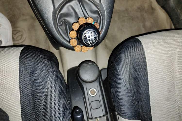 Used Mazda 2 2009 1.5L Manual Value Edition Gear Lever