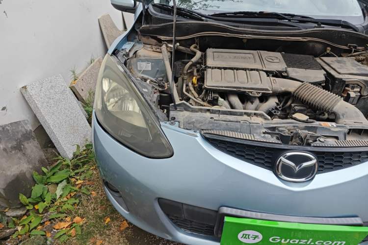 Used Mazda 2 2009 1.5L Automatic Value Edition Right Front Headlight