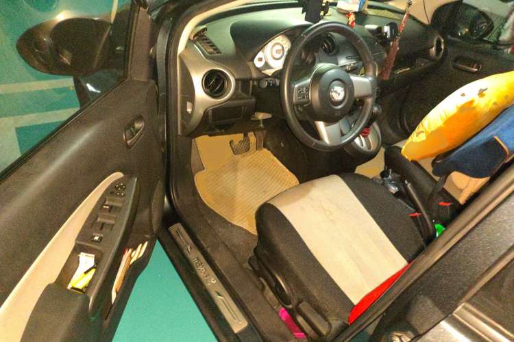 Used Mazda 2 2009 1.5L Automatic Value Edition Driver Seat