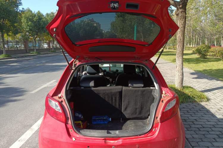 Used Mazda 2 2009 1.5L Automatic Value Edition Trunk