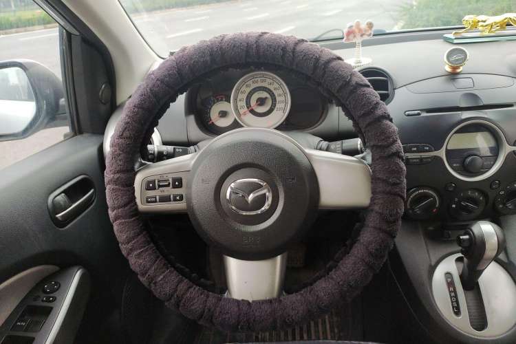 Used Mazda 2 2009 1.5L Automatic Value Edition Steering Wheel