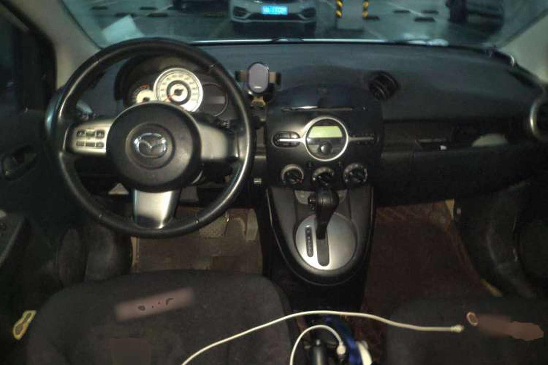 Used Mazda 2 2009 1.5L Automatic Value Edition Center Console