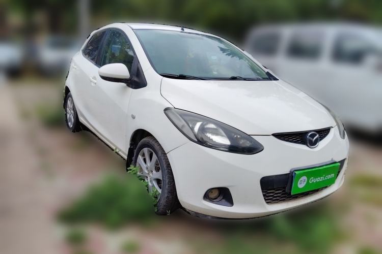 Used Mazda 2 2009 1.5L Manual Value Edition Front Right 45 Deg