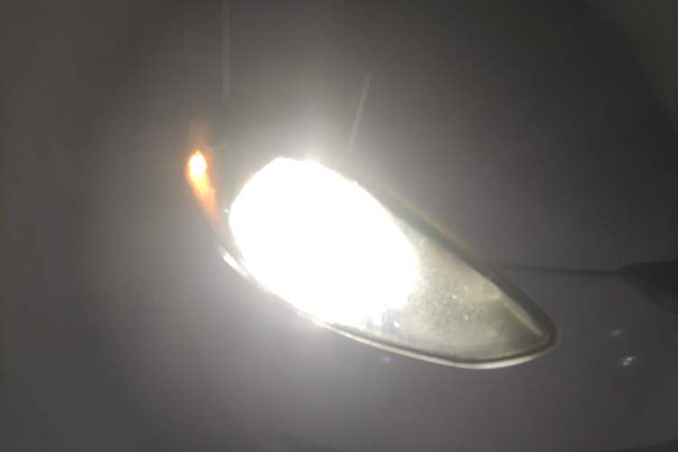 Used Mazda 2 2009 1.5L Automatic Value Edition Right Front Headlight