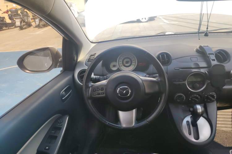 Used Mazda 2 2009 1.5L Automatic Value Edition Steering Wheel