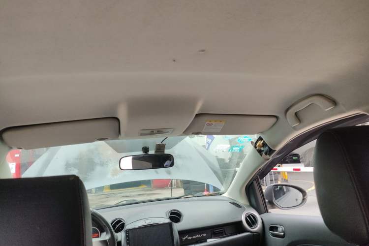 Used Mazda 2 2011 XuanDong 1.5L Automatic Value Edition Headliner