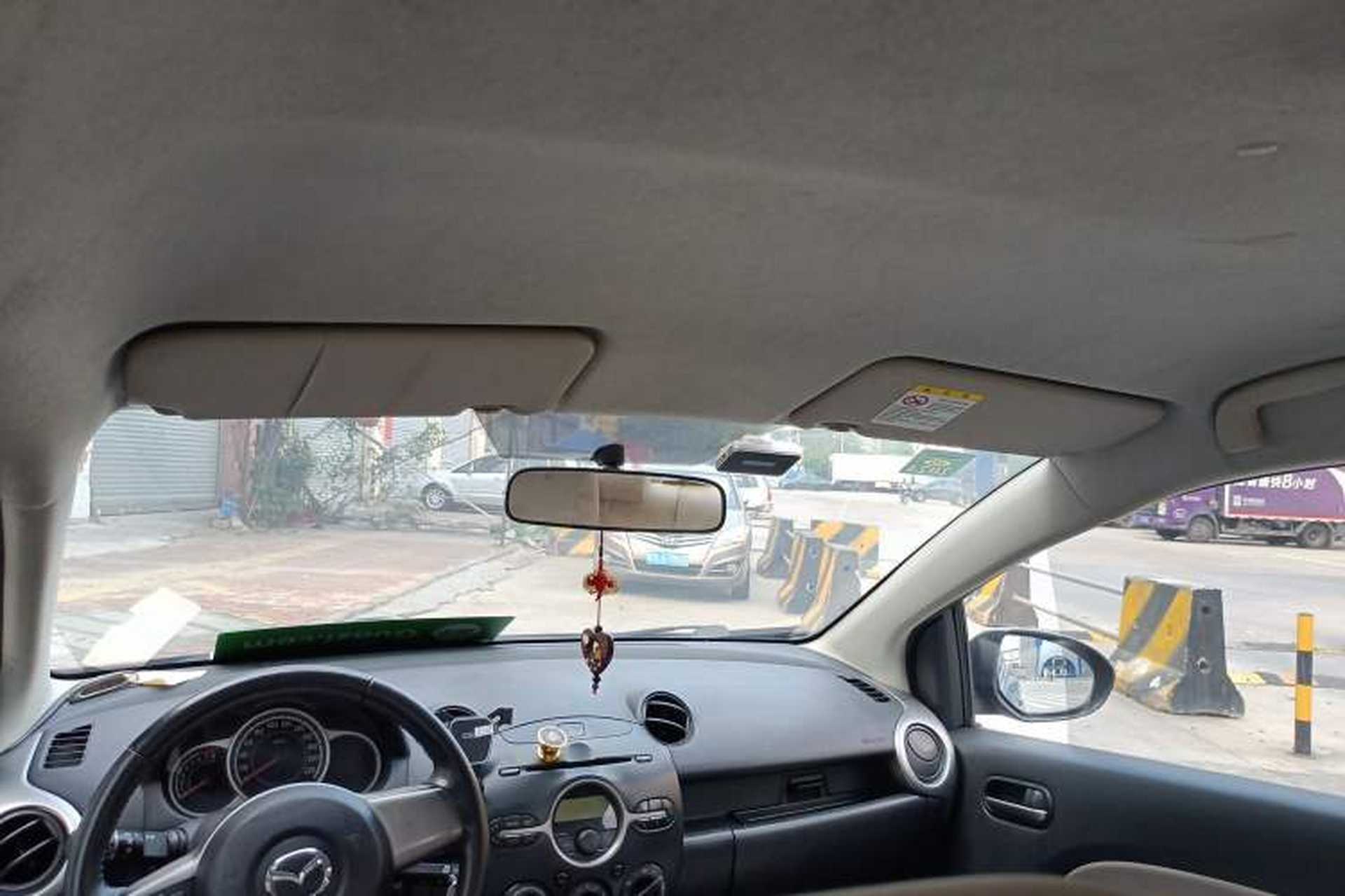Used Mazda 2 2011 XuanDong 1.5L Automatic Fashion Edition Headliner