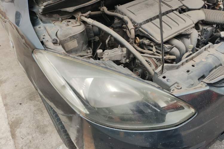 Used Mazda 2 2011 XuanDong 1.5L Automatic Value Edition Right Front Headlight