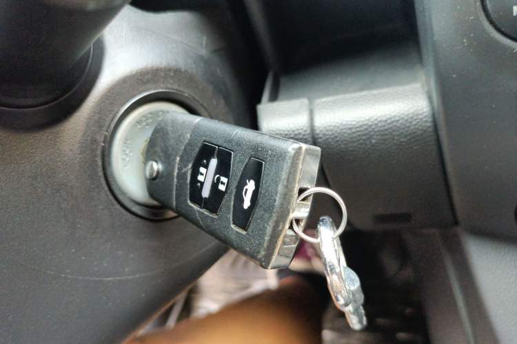 Used Mazda 2 2011 XuanDong 1.5L Automatic Fashion Edition Vehicle Key