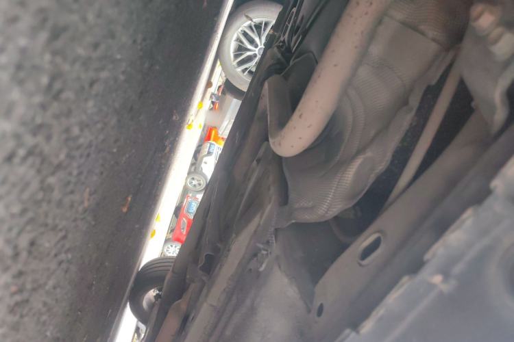 Used Mazda 2 2011 XuanDong 1.5L Manual Fashion Edition Chassis Rear Right