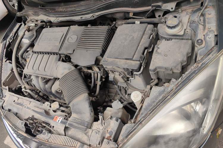 Used Mazda 2 2011 XuanDong 1.5L Manual Fashion Edition Engine Bay Left