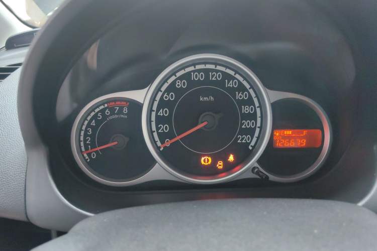 Used Mazda 2 2011 XuanDong 1.5L Manual Fashion Edition Instrument Cluster