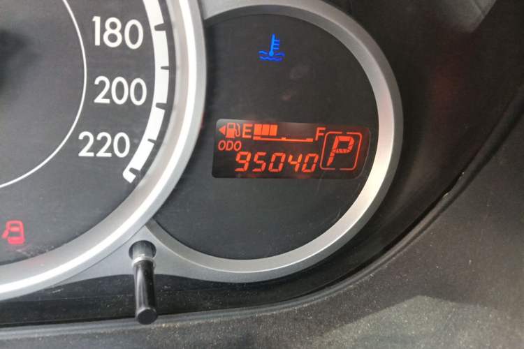 Used Mazda 2 2011 XuanDong 1.5L Automatic Value Edition Odometer Close Up