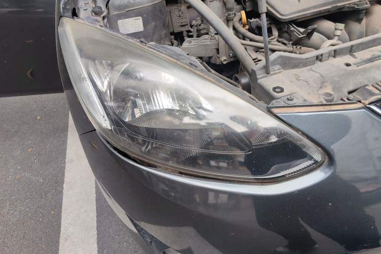 Used Mazda 2 2011 XuanDong 1.5L Manual Fashion Edition Right Front Headlight
