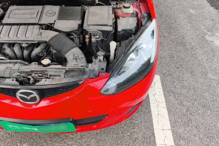 Used Mazda 2 2011 XuanDong 1.5L Automatic Value Edition Engine Bay Left