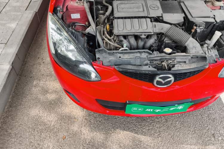 Used Mazda 2 2011 XuanDong 1.5L Automatic Value Edition Engine Bay Right